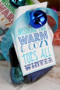 Great ways to jazz up a simple yet great gift! 